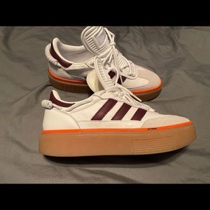 Ivy Park Sleek Super 72